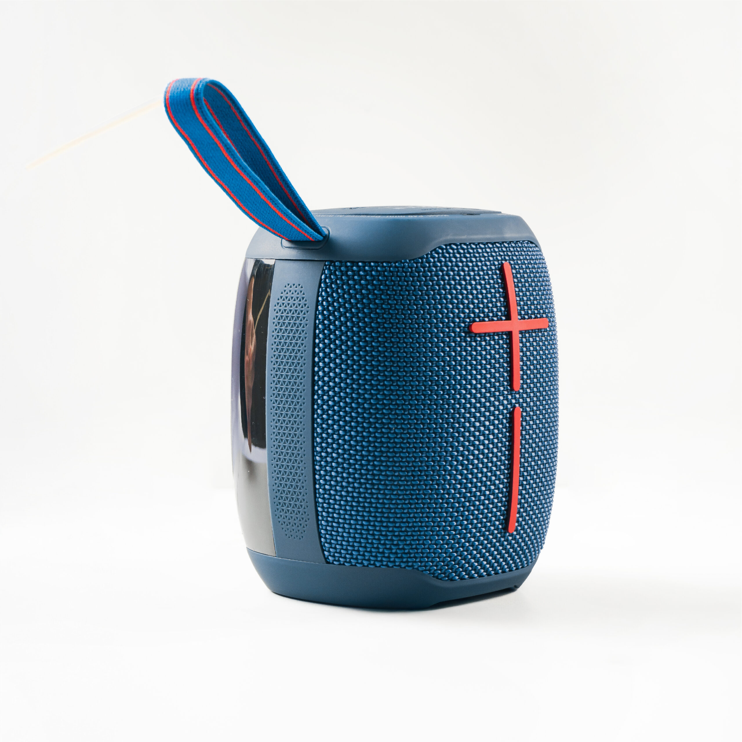 Parlante Inalambrico WiWU Thunder Speaker P40 Mini