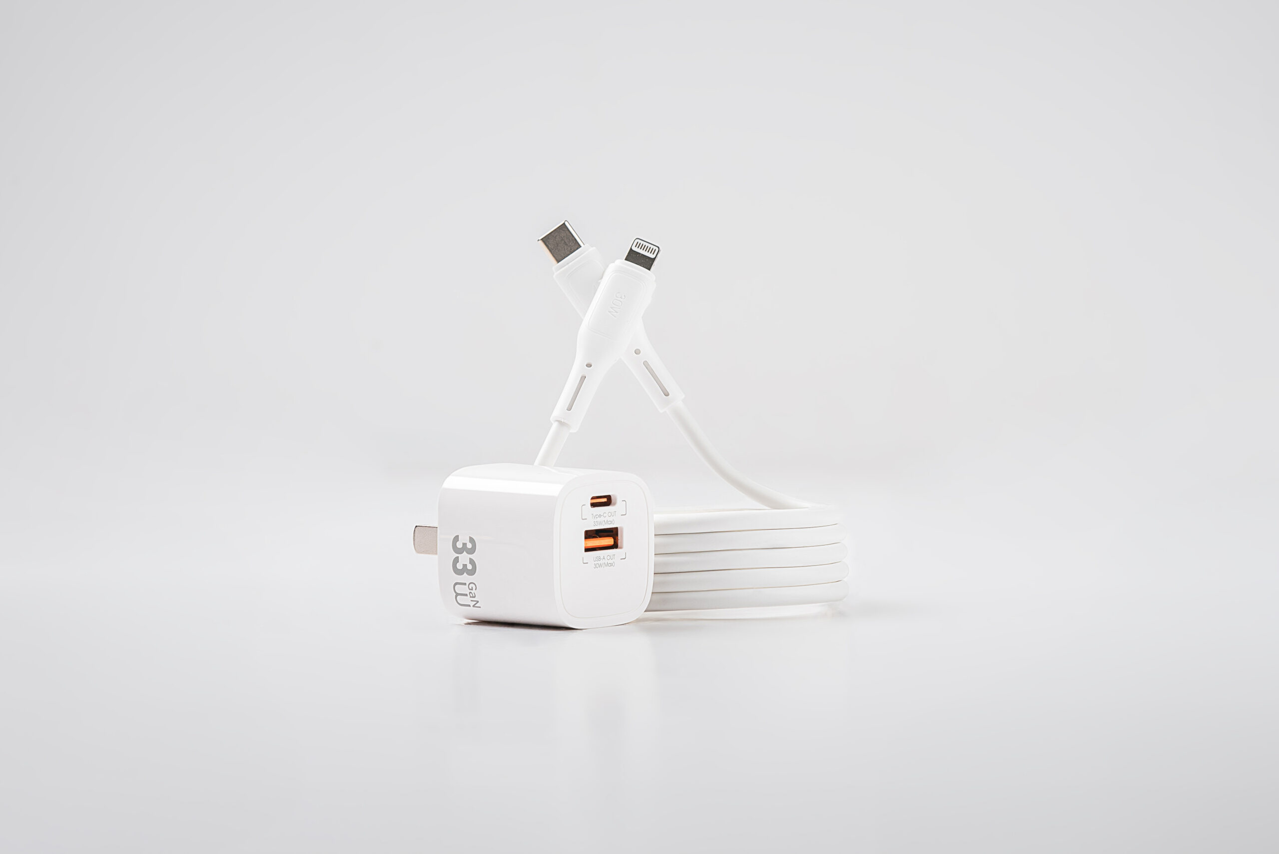 Cargador GaN WiWU Cube 33W + Cable C a Lightning